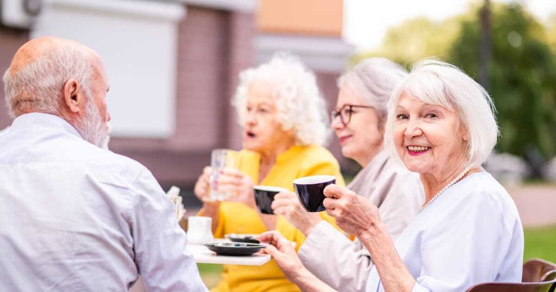 seniors dining outside